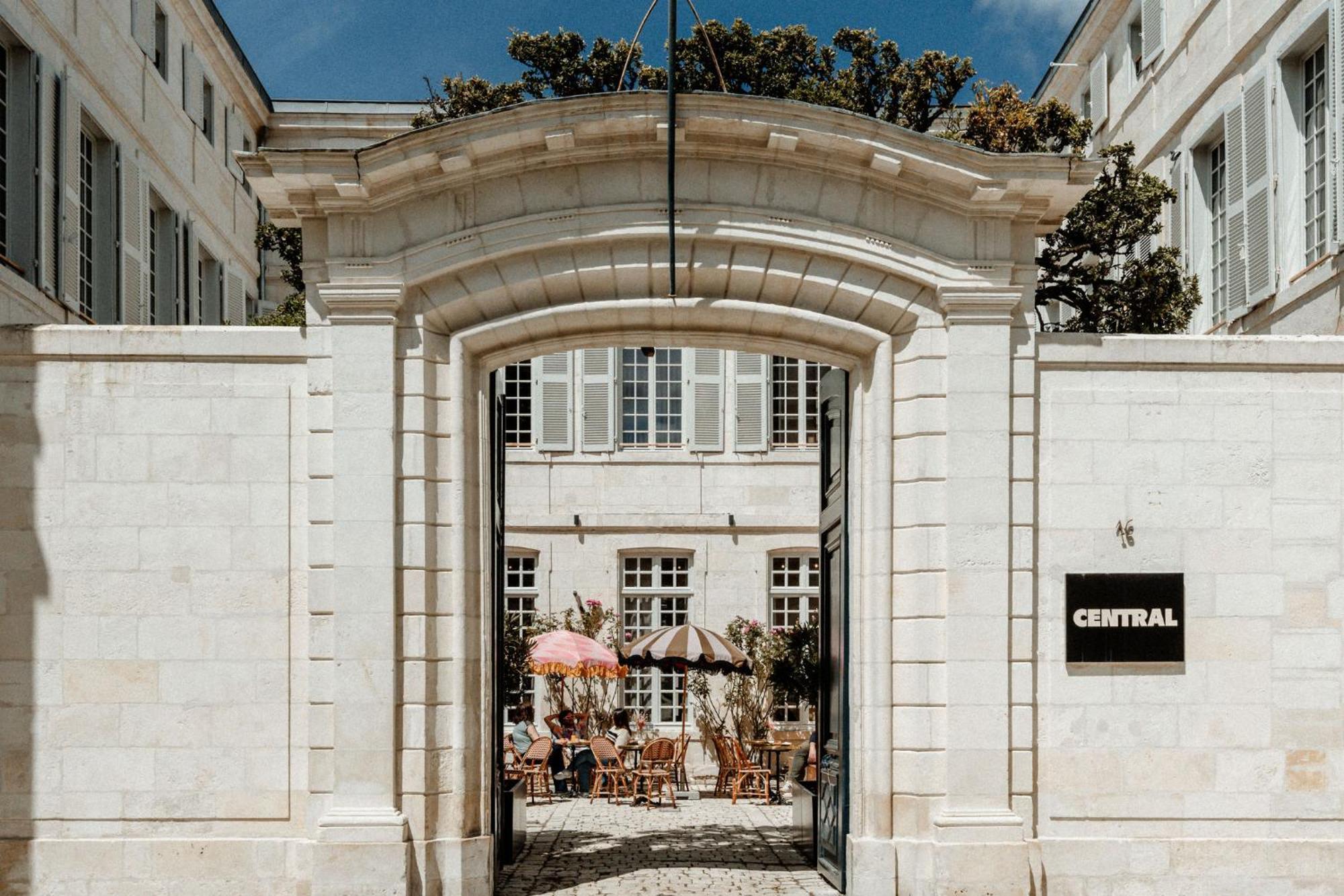 Central Hostel La Rochelle Centre Экстерьер фото