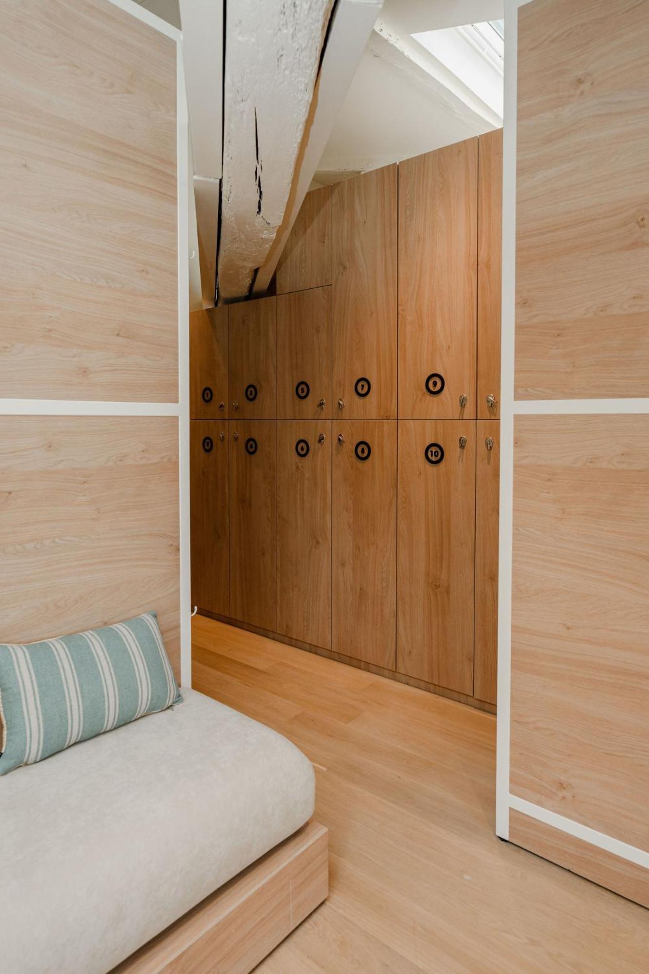 Central Hostel La Rochelle Centre Экстерьер фото