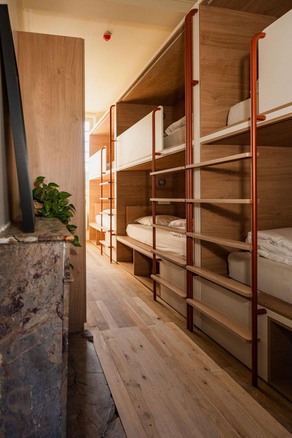 Central Hostel La Rochelle Centre Экстерьер фото